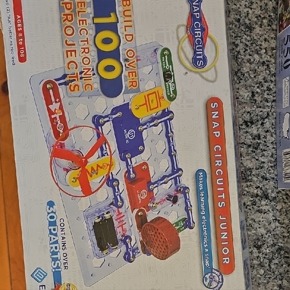 Junior Electronics Kit - Red, Blue, White
